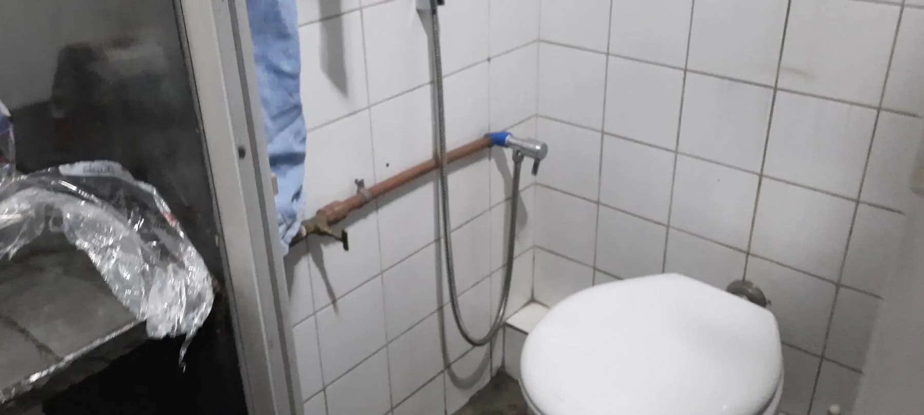 Instalações sanitárias antes da adequação